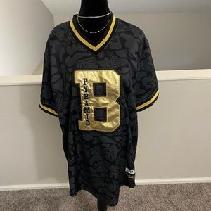 🛑SOLD🛑Black Pyramid Men’s Jersey Size Large
